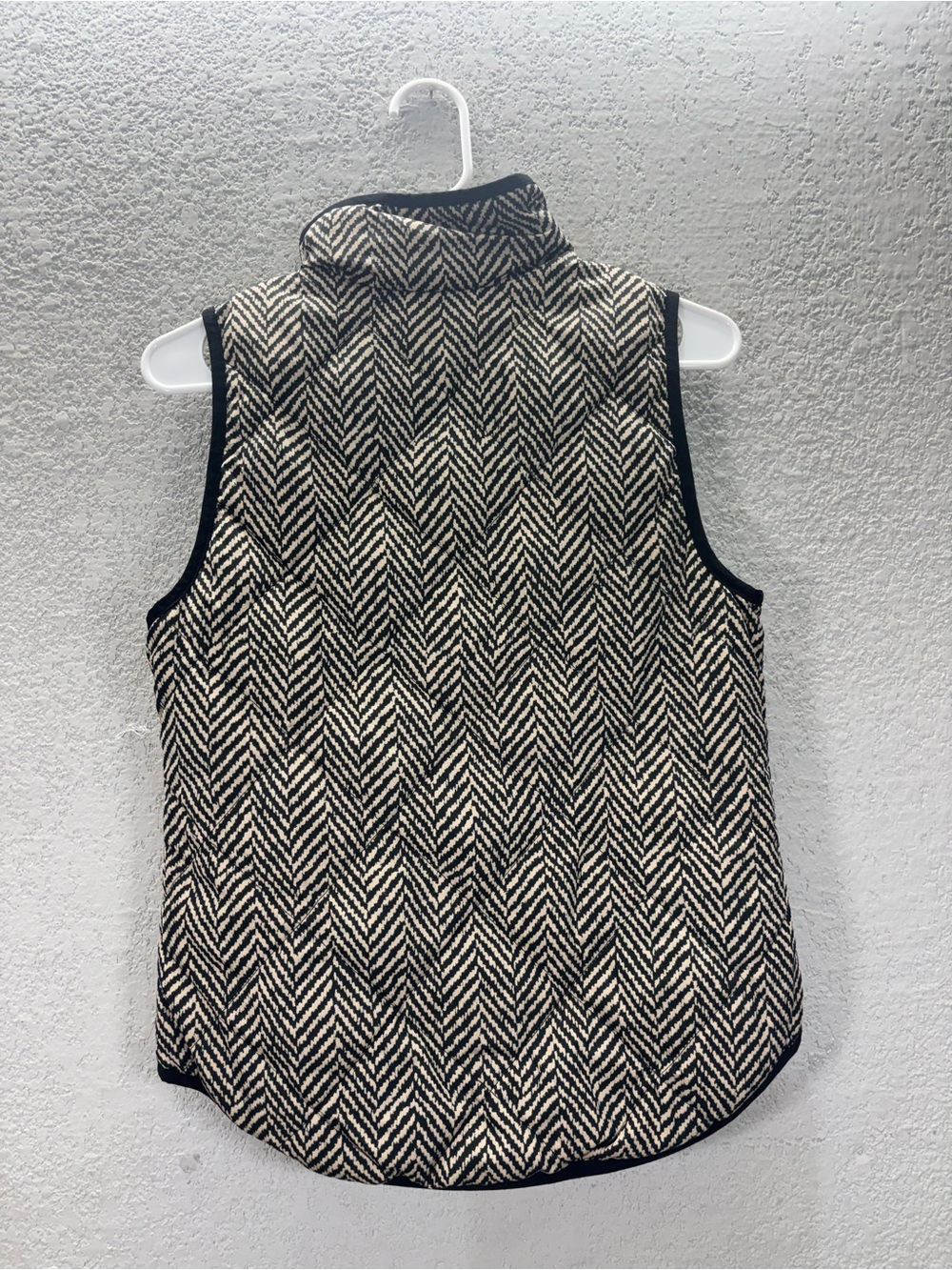 J. Crew Black & Cream Herringbone Zip-Front Vest - Picture 2 of 4